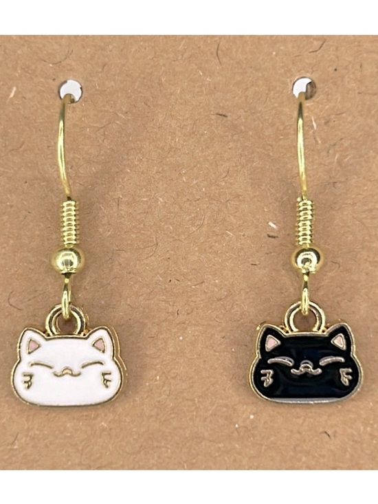 Fashion Jewelry Jewelry - *LAST ONE* 18k Gold Plated Hook Cat Dangle Earrings